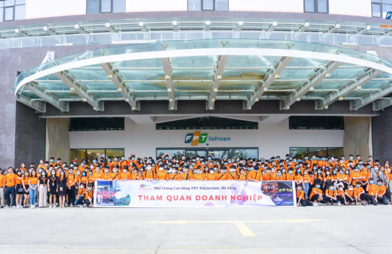 Gần 300 Sinh viên Phổ thông Cao đẳng Đà Nẵng ghé thăm FPT Software